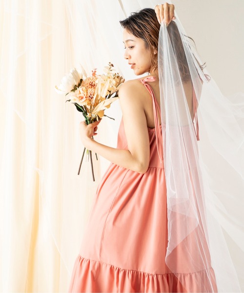 MILLION CARATS（ミリオンカラッツ）の「ボリュームのあるティアードデザインがフェミニンモードなリボンストラップティアードワンピース（ワンピース・レディース・チャコールグレー/ベージュ/ピンク・FREE）」の12枚目の写真