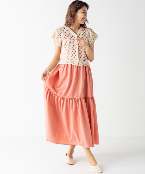 MILLION CARATS（ミリオンカラッツ）の「ボリュームのあるティアードデザインがフェミニンモードなリボンストラップティアードワンピース（ワンピース・レディース・チャコールグレー/ベージュ/ピンク・FREE）」の17枚目の写真