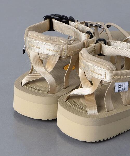 suicoke（スイコック）の「＜SUICOKE(スイコック)＞TOSSHI-V サンダル（サンダル・レディース・ブラック/ベージュ・24cm/25cm/23cm）」の8枚目の写真