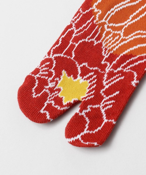 カヤ(カヤ)の「【カヤ】-SHIKI-四季 足袋型くつ下23~25cm 潤朱 牡丹(ソックス/靴下・レディース・レッド系その他・FREE)」の6枚目の写真