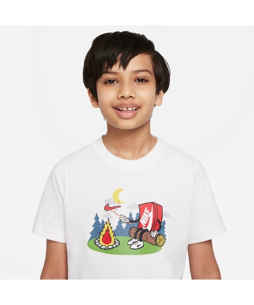 NIKE（ナイキ）の「ナイキ NIKE ナイキ YTH NSW ボクシー 2 S/S Tシャツ（Tシャツ/カットソー・キッズ・アイボリー/ホワイト・150cm/130cm/140cm/160cm）」の6枚目の写真