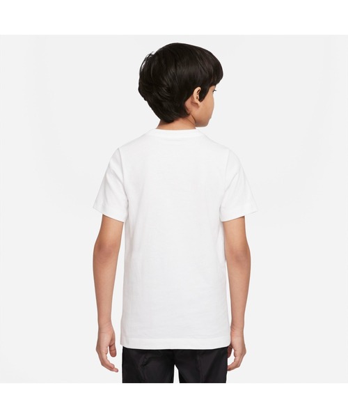 NIKE（ナイキ）の「ナイキ NIKE ナイキ YTH NSW ボクシー 2 S/S Tシャツ（Tシャツ/カットソー・キッズ・アイボリー/ホワイト・150cm/130cm/140cm/160cm）」の5枚目の写真
