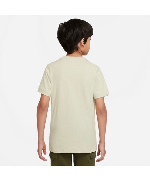 NIKE（ナイキ）の「ナイキ NIKE ナイキ YTH NSW ボクシー 2 S/S Tシャツ（Tシャツ/カットソー・キッズ・アイボリー/ホワイト・150cm/130cm/140cm/160cm）」の4枚目の写真