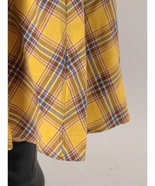 jouetie（ジュエティ）の「ショルダーフリルロングワンピース（ワンピース・レディース・イエロー/グリーン・MEDIUM）」の18枚目の写真