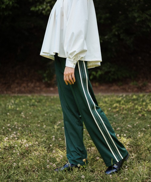 select MOCA（セレクトモカ）の「2022 AW サイドライントラックパンツ（その他パンツ・レディース・ブラック/グリーン/アイボリー・FREE）」の6枚目の写真