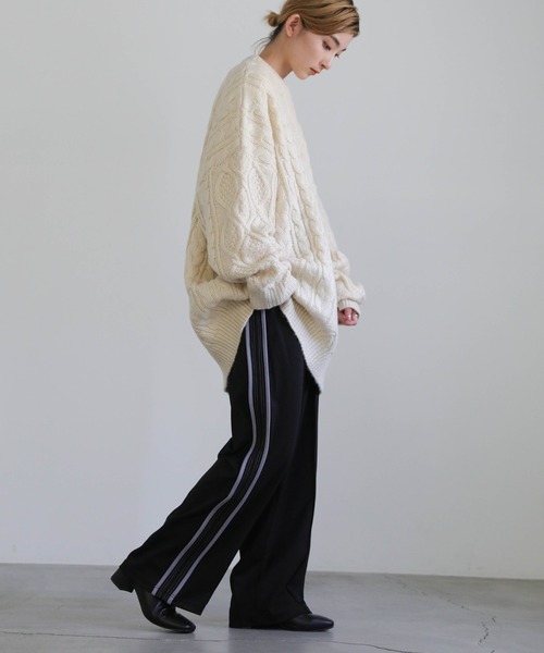 select MOCA（セレクトモカ）の「2022 AW サイドライントラックパンツ（その他パンツ・レディース・ブラック/グリーン/アイボリー・FREE）」の16枚目の写真