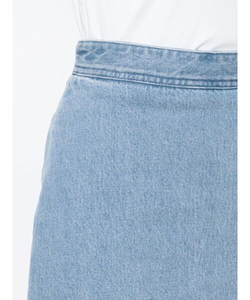 EVRIS（エヴリス）の「ラップフリンジデニムミニスカート（デニムスカート・レディース・ライトブルー/インディゴブルー・MEDIUM/SMALL）」の13枚目の写真