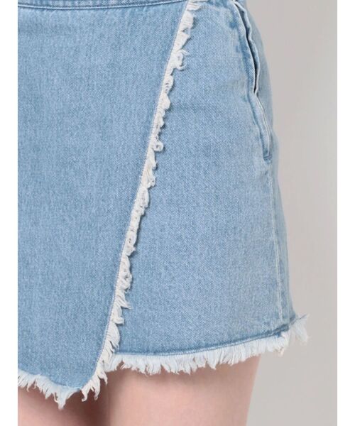 EVRIS（エヴリス）の「ラップフリンジデニムミニスカート（デニムスカート・レディース・ライトブルー/インディゴブルー・MEDIUM/SMALL）」の18枚目の写真
