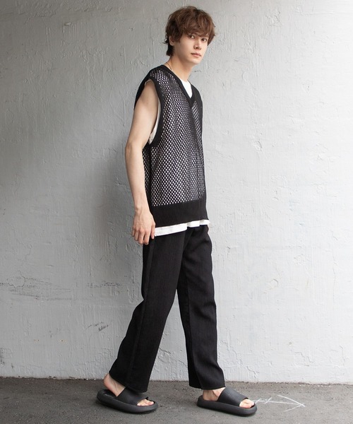 ALAND（エーランド）の「3.3 Field Trip／MESH KNIT VEST 2353203（ベスト・メンズ・ライトベージュ/ブラック・FREE）」の4枚目の写真