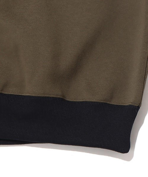 THE NORTH FACE（ザノースフェイス）の「THE NORTH FACE 92EXTREME SWEAT CREW / ザ・ノース・フェイス ナインティーツーエクストリームスウェットクルー（スウェット・メンズ・グレー/オリーブ・L/XL/S/M/XXL）」の7枚目の写真