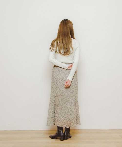 flower(フラワー)の「ブライトリブニット3(ニット/セーター・レディース・グレー/ピンク/ブラウン/ベージュ/アイボリー・FREE)」の8枚目の写真