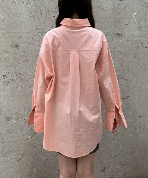 EPIMI E'PIMMY(エピミエピミー)の「〈ユニセックス〉ロングカフスオーバーシャツ(シャツ/ブラウス・レディース・オフホワイト/ピンク/ブルー/アイボリー・MEDIUM)」の16枚目の写真