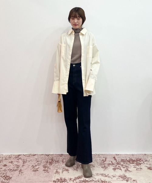 EPIMI E'PIMMY(エピミエピミー)の「〈ユニセックス〉ロングカフスオーバーシャツ(シャツ/ブラウス・レディース・オフホワイト/ピンク/ブルー/アイボリー・MEDIUM)」の22枚目の写真
