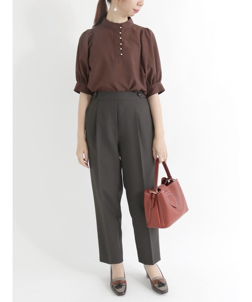 Te chichi（テチチ）の「センタープレステーパードパンツ【セットアップ可】（その他パンツ・レディース・カーキ/チャコール・ﾌﾘ-）」の3枚目の写真