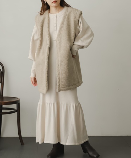 SENSE OF PLACE by URBAN RESEARCH（センスオブプレイスバイアーバンリサーチ）の「マトンスリーブマーメイドワンピース（ワンピース・レディース・ブルー/ブラック/アイボリー/イエロー・ONE）」の2枚目の写真