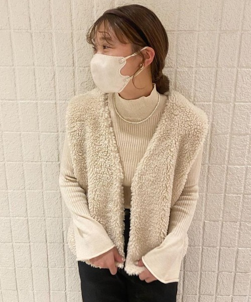 flower（フラワー）の「フラッフィベスト（ベスト・レディース・アイボリー・FREE）」の18枚目の写真