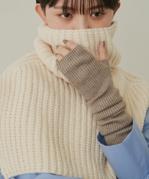 Aunt Marie's（アントマリーズ）の「ハイネックスヌード（ネックウォーマー/スヌード・レディース・アイボリー/ライム/ベージュ・FREE）」の7枚目の写真