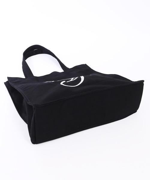 PHILLY（フィリー）の「イニシャルビッグトート（トートバッグ・レディース・ブラック/ホワイト・FREE）」の9枚目の写真