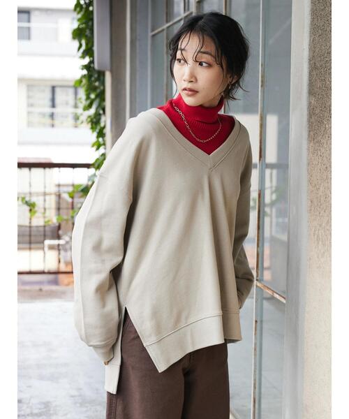 CRAFT STANDARD BOUTIQUE(クラフトスタンダードブティック)の「Vネック裏毛プルオーバー(スウェット・レディース・チャコールグレー/グリーン/ベージュ・FREE)」の5枚目の写真