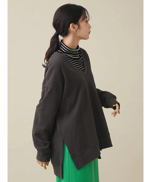 CRAFT STANDARD BOUTIQUE(クラフトスタンダードブティック)の「Vネック裏毛プルオーバー(スウェット・レディース・チャコールグレー/グリーン/ベージュ・FREE)」の9枚目の写真
