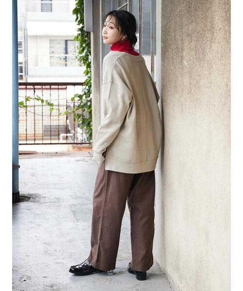 CRAFT STANDARD BOUTIQUE(クラフトスタンダードブティック)の「Vネック裏毛プルオーバー(スウェット・レディース・チャコールグレー/グリーン/ベージュ・FREE)」の18枚目の写真