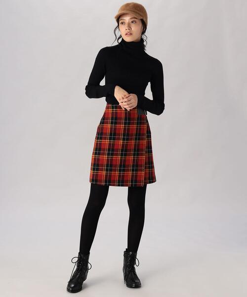 To b. by agnes b.（トゥービーバイアニエスベー）の「WT23 JUPE カラーネップチェックミニスカート（スカート・レディース・レッド・36/38/40）」の7枚目の写真