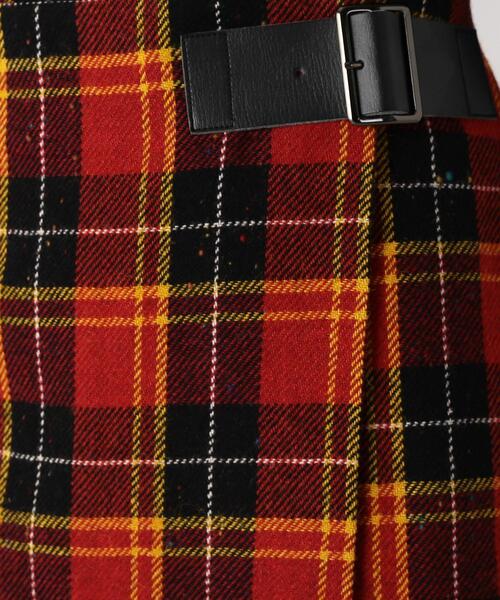 To b. by agnes b.（トゥービーバイアニエスベー）の「WT23 JUPE カラーネップチェックミニスカート（スカート・レディース・レッド・36/38/40）」の3枚目の写真