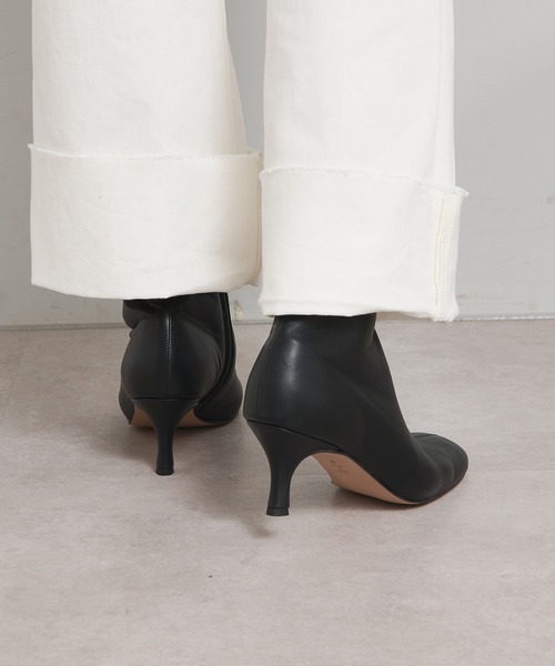 SHENERY（シーナリー）の「ステッチショートブーツ（ブーツ・レディース・ブラック/ブラウン・36/37/38）」の4枚目の写真