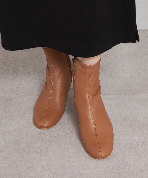 SHENERY（シーナリー）の「ステッチショートブーツ（ブーツ・レディース・ブラック/ブラウン・36/37/38）」の5枚目の写真