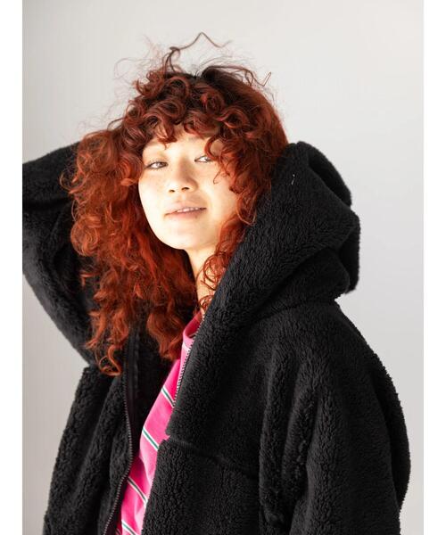 koe（コエ）の「ボアブルゾンパーカー（ブルゾン・レディース・オフホワイト/ブラック/ベージュ/グリーン・FREE）」の6枚目の写真