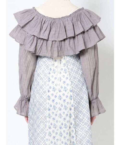 merry jenny（メリージェニー）の「モアショートラッフルブラウス（シャツ/ブラウス・レディース・オフホワイト/チャコールグレー・FREE）」の17枚目の写真