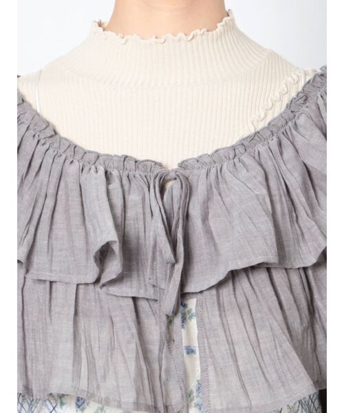 merry jenny（メリージェニー）の「モアショートラッフルブラウス（シャツ/ブラウス・レディース・オフホワイト/チャコールグレー・FREE）」の18枚目の写真