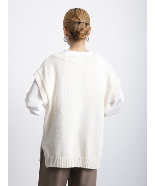 Samansa Mos2 blue（サマンサモスモスブルー）の「ケーブルニットベスト（ニット/セーター・レディース・グレー/チャコール/キナリ・ﾌﾘ-）」の20枚目の写真