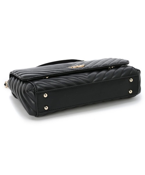 Guess（ゲス）の「KEILLAH Convertible Crossbody Flap（ショルダーバッグ・レディース・ホワイト/ブラック・ONE SIZE）」の10枚目の写真