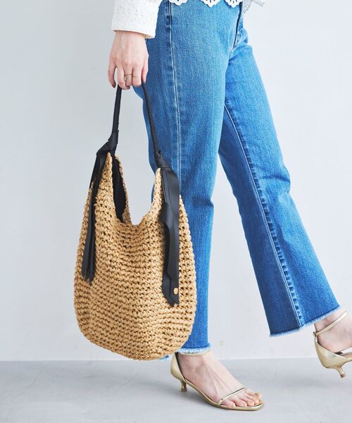 le.coeur blanc（ルクールブラン）の「グログランテープペーパーバッグ（トートバッグ・レディース・ブラック/グレイッシュベージュ・FREE）」の6枚目の写真