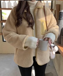 リバーシブルボアブルゾン