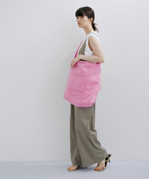 ADAM ET ROPE'（アダムエロペ）の「【A4対応】ワンショルダーシアーバッグ（トートバッグ・レディース・ブラック/ピンク・FREE）」の11枚目の写真