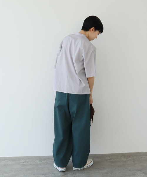 PAR ICI（パーリッシィ）の「【WEB別注カラー】先染めストライプ/無地 5分袖シャツ（シャツ/ブラウス・レディース・その他/ベージュ/ホワイト/サックスブルー・FREE）」の16枚目の写真