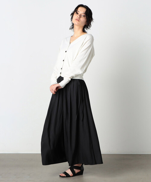 COMME CA ISM（コムサイズム）の「２ＷＡＹ　サスペンダー付スカーチョ（その他パンツ・レディース・ブラック/グリーン/ベージュ・SMALL/MEDIUM/LARGE）」の4枚目の写真