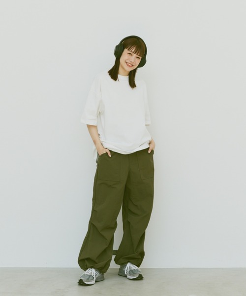 flaner（フラネ）の「Loose half sleeve tee/ルーズハーフスリーブT（Tシャツ/カットソー・レディース・グレー/チャコールグレー/ホワイト・MEDIUM/LARGE）」の4枚目の写真