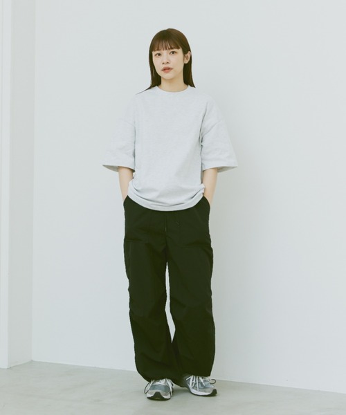 flaner（フラネ）の「Loose half sleeve tee/ルーズハーフスリーブT（Tシャツ/カットソー・レディース・グレー/チャコールグレー/ホワイト・MEDIUM/LARGE）」の7枚目の写真
