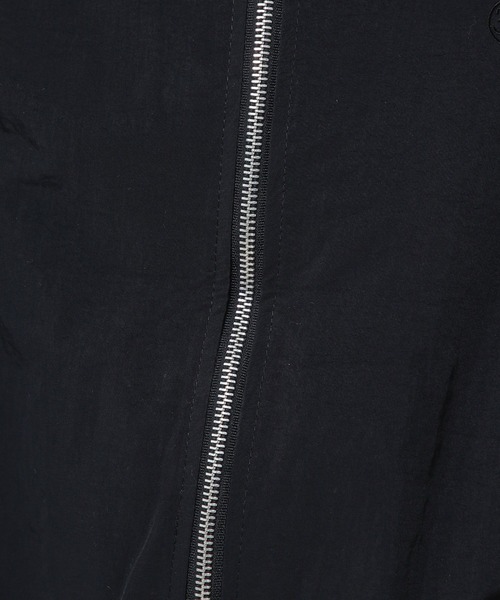 ALAND(エーランド)の「3.3 Field Trip/ウィンドブレーカー 2196695(ナイロンジャケット・レディース・ライトベージュ/ブラック・FREE)」の21枚目の写真