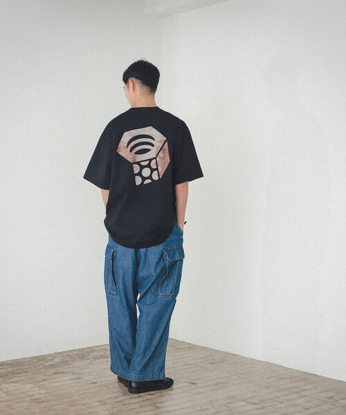MOUNTAIN HARDWEAR（マウンテンハードウェアー）の「MOUNTAIN HARDWEAR × BEAMS / 別注 RUST NUT LOGO T-shirt（Tシャツ/カットソー・メンズ・ホワイト/ブラック・XL/M/L）」の12枚目の写真