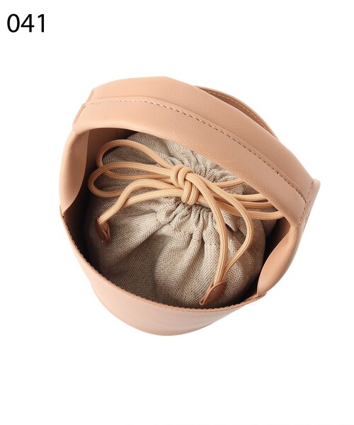 OPAQUE.CLIP（オペークドットクリップ）の「◆バケツ型トートバッグ【ポーチ取り外し可】（トートバッグ・レディース・ブラック/キャメル・00）」の22枚目の写真