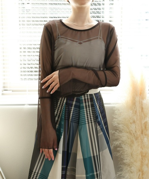 さきなここMEER.ネックスリットシアートップ　ブラック NECK SLIT SHEER TOP /BLK A514 - MEER.