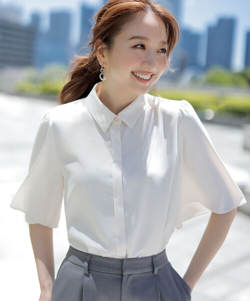 ANY SIS(エニィスィス)の「【洗える】トロミシャツカラー ブラウス(シャツ/ブラウス・レディース・アイボリー系/ネイビー系・2)」の1枚目の写真