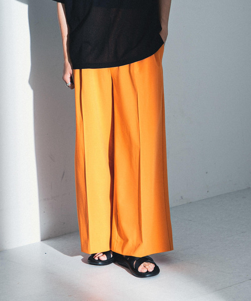 SENSE OF PLACE by URBAN RESEARCH（センスオブプレイスバイアーバンリサーチ）の「『わたべ×SOP』ダブルタックフレアワイドスラックス（スラックス・メンズ・ブラック/グレー/オレンジ・MEDIUM/LARGE）」の20枚目の写真