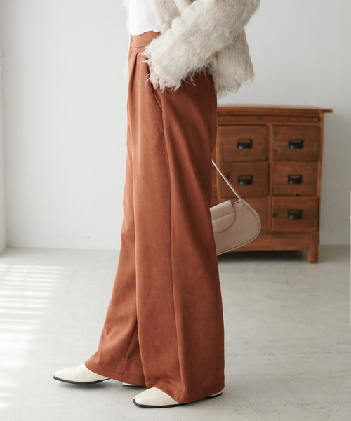 DISCOAT（ディスコート）の「スエードライクワイドパンツ（その他パンツ・レディース・アイボリー/ブラウン系その他/ブルー・FREE）」の8枚目の写真