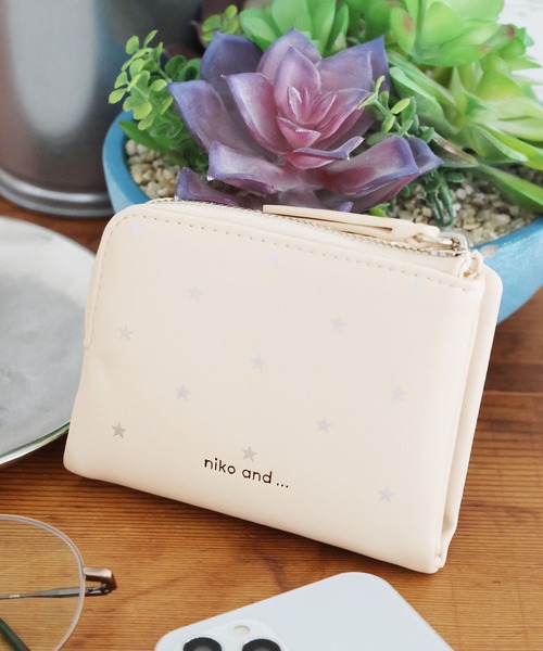 niko and...（ニコアンド）の「オリジナル二つ折りL字財布（財布・レディース・ブラック/ピンク/グリーン/オレンジ/イエロー/グレー/その他3/その他4/レッド/シルバー/マルチ/レオパード/グリーン系その他/ブラック系その他/ダークブラウン・0）」の13枚目の写真
