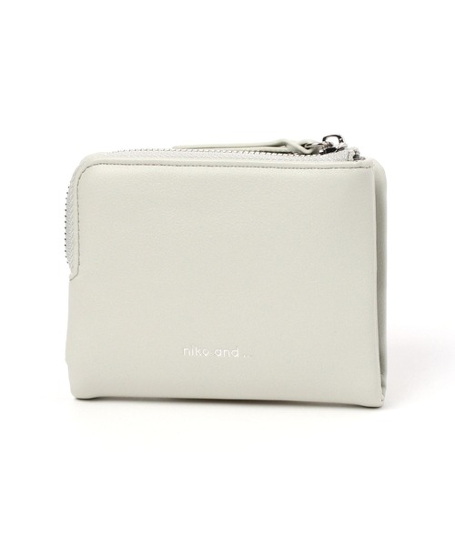 niko and...（ニコアンド）の「オリジナル二つ折りL字財布（財布・レディース・ブラック/ピンク/グリーン/オレンジ/イエロー/グレー/その他3/その他4/レッド/シルバー/マルチ/レオパード/グリーン系その他/ブラック系その他/ダークブラウン・0）」の4枚目の写真